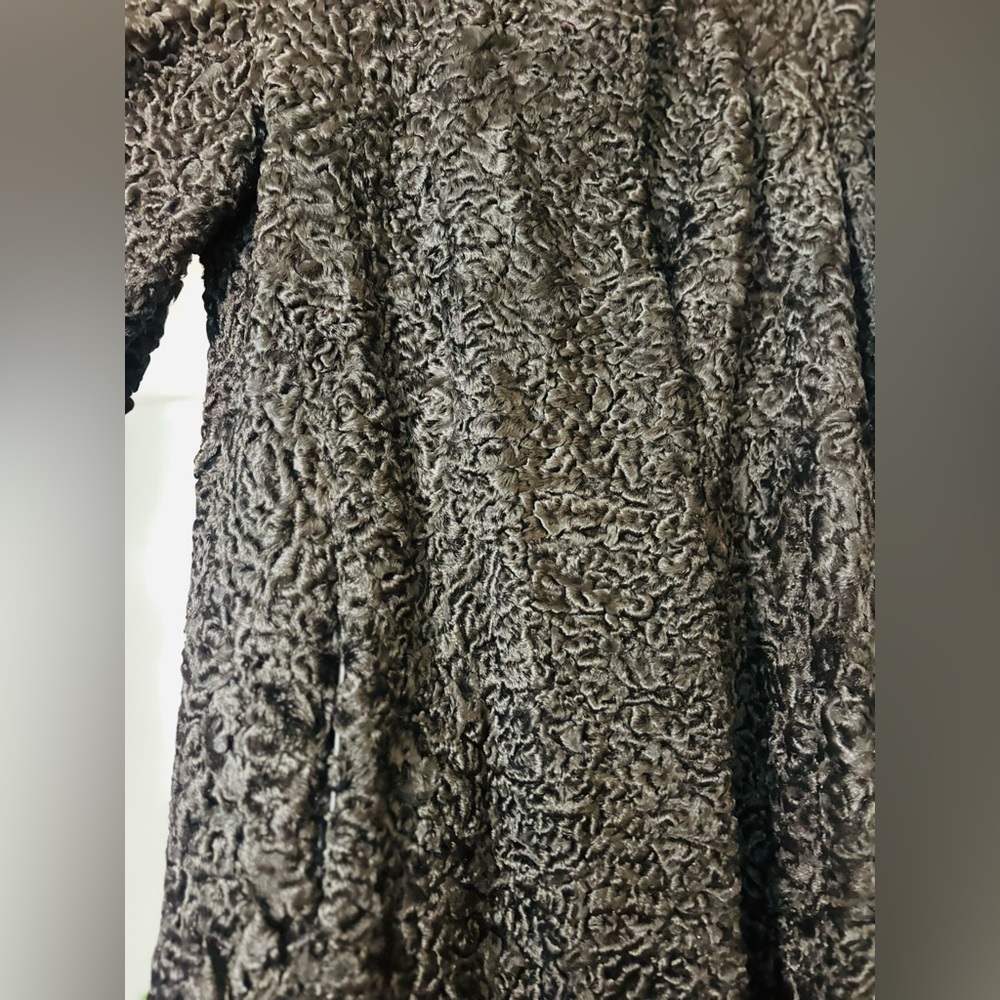 VTG 1960 Black Astrakhan Lamb Fur Coat | Made in Quebec by Fernand Émond - Picture 12 of 15